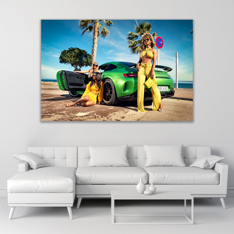 Mercedes Beachgirls