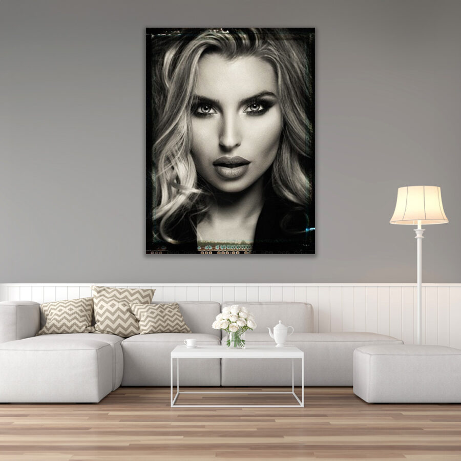 Claudia
